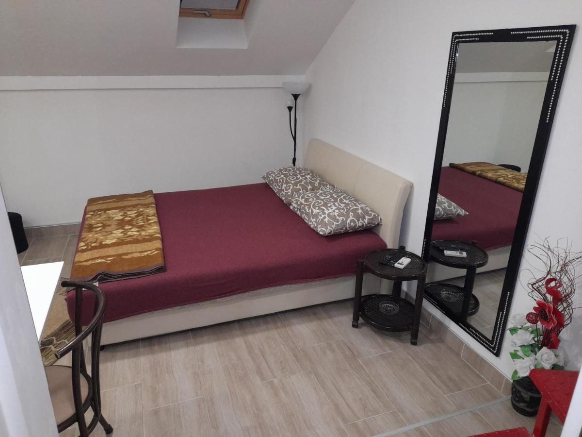 Aleksandrija 1 Ni エクステリア 写真